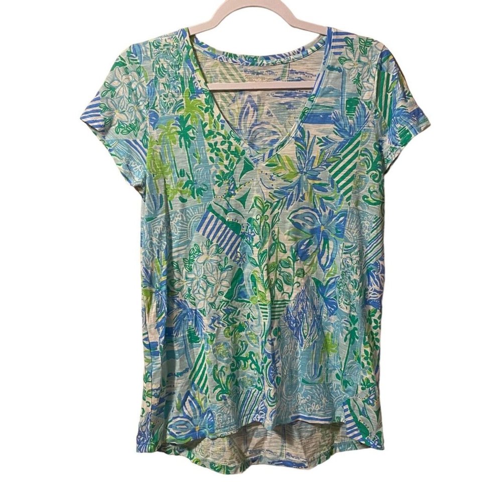 Lilly Pulitzer Etta V Neck in Whisper Blue Beach Happy Sz S